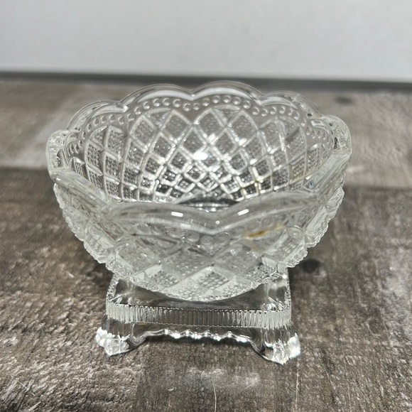 Vintage Clear Glass Pedestal Dish Lot of Detail - Picture 2 of 6